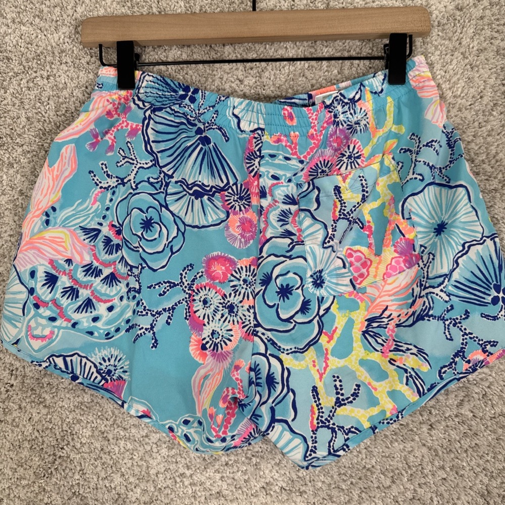 LILLY PULITZER BALI BLUE ONCE UPON A TIDE OCEAN TRAIL SHORTS SIZE S WOMEN'S - Picture 4 of 12